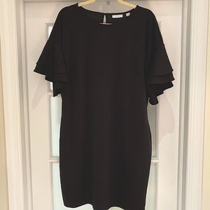 Black Short Sleeve Dress w/ Pockets